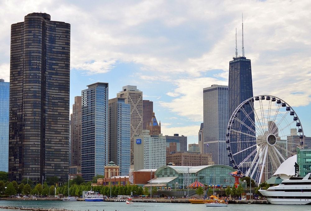 undefined La Quinta Inn & Suites by Wyndham Chicago Downtown 6