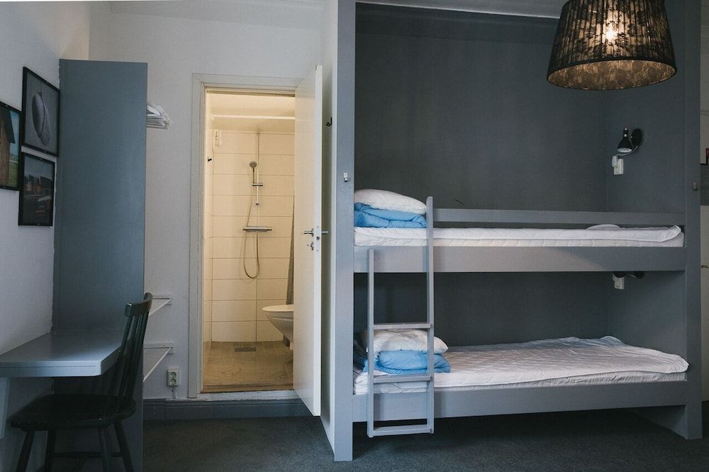 Visby Logi & Vandrarhem Hästgatan 14 Family Room, Ensuite 3