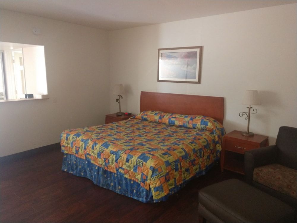 undefined Windemere Hotel and Conference Center 10