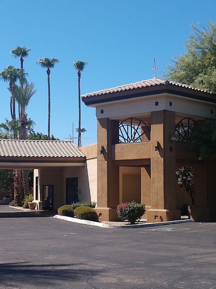 undefined Windemere Hotel and Conference Center 8