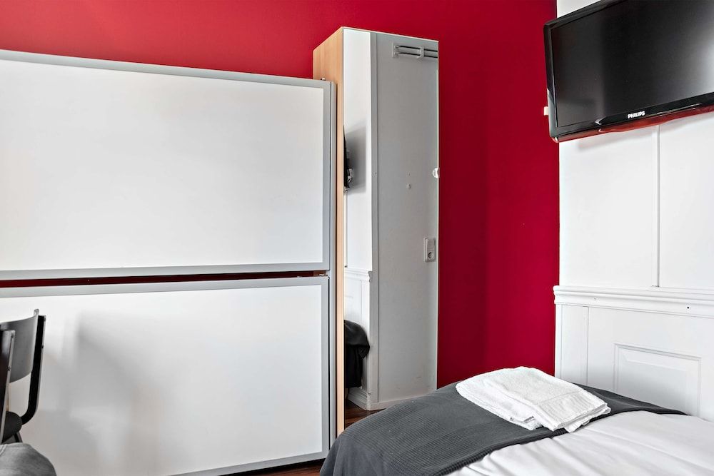 Sure Hotel by Best Western Vilsta Sporthotell Family Room, 2 Twin Beds, Non Smoking (Bunk beds) 2