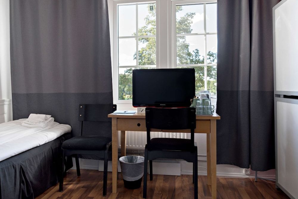 Sure Hotel by Best Western Vilsta Sporthotell Family Room, 2 Twin Beds, Non Smoking (Bunk beds) 6