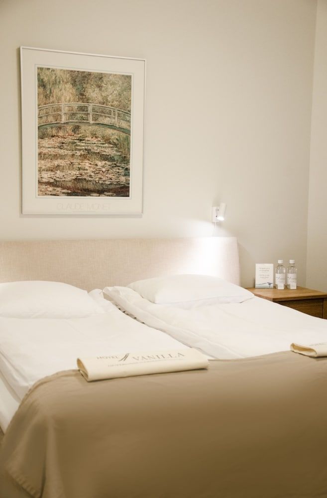 undefined Hotel Vanilla 3