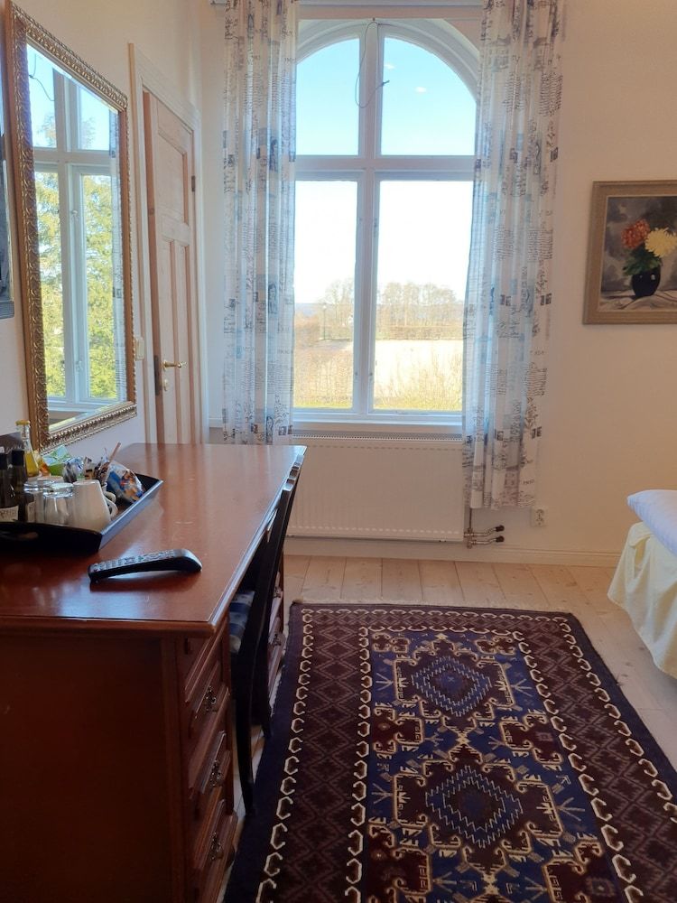 Elisefarm Classic Double Room 3