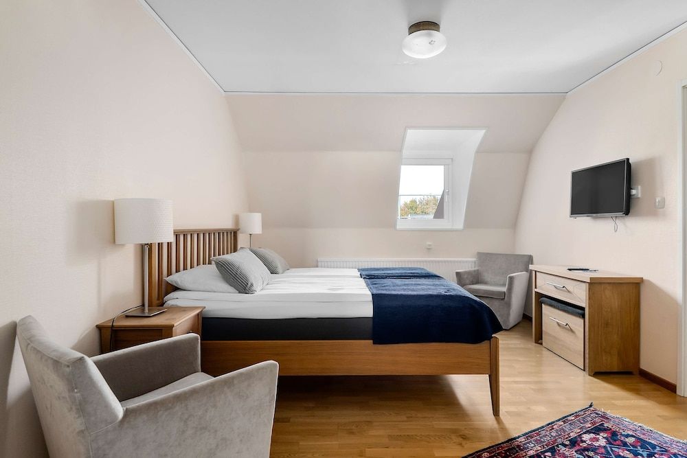 Deluxe Room, 1 King Bed, Non Smoking