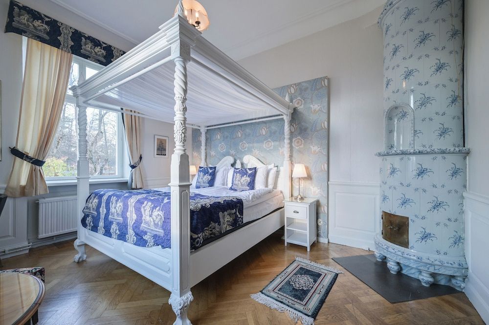 Gimo Herrgård Double Room (150m from the Mansion) 2