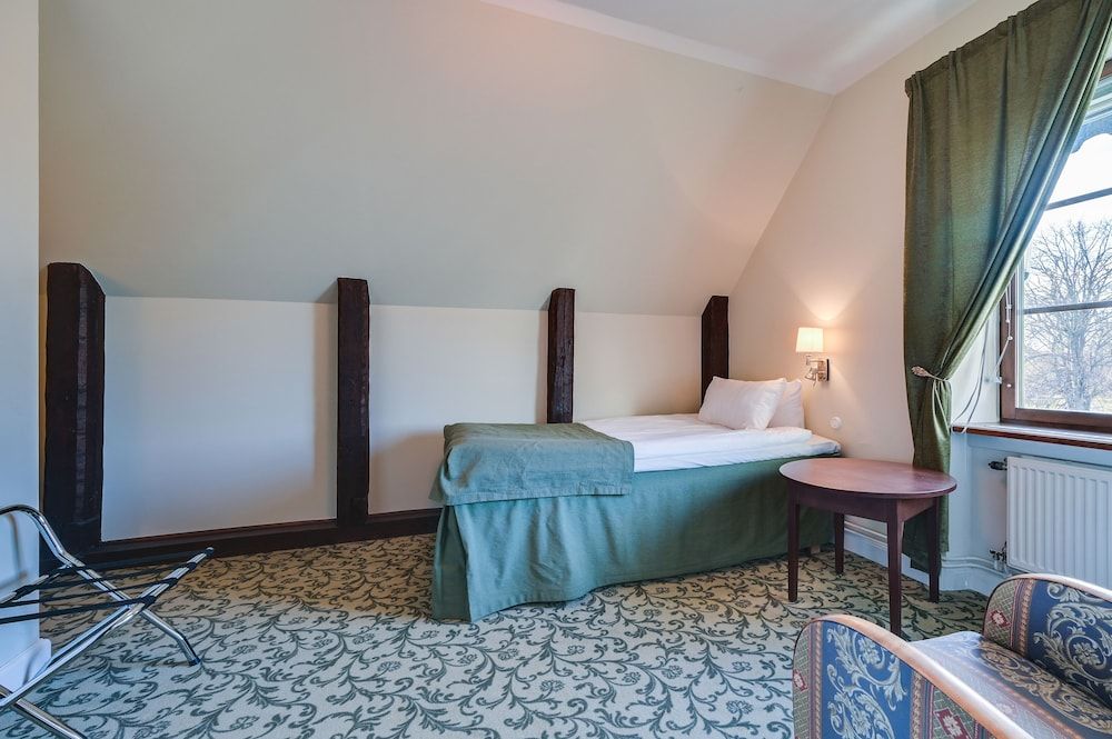 Gimo Herrgård Single Room (300 m from the Mansion) 4