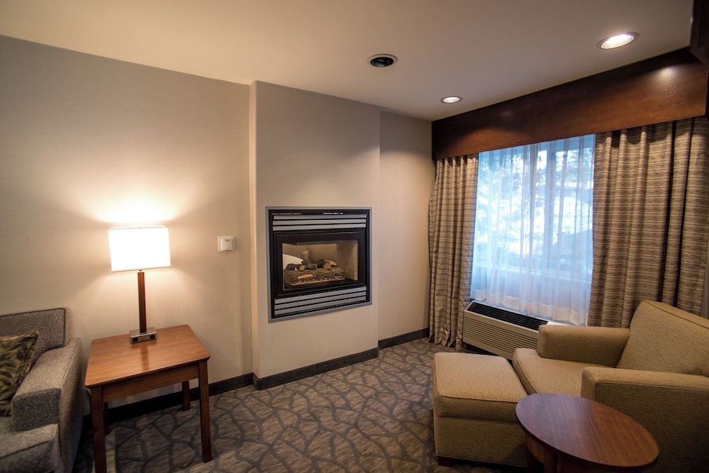 undefined Holiday Inn Express South Lake Tahoe by IHG 7