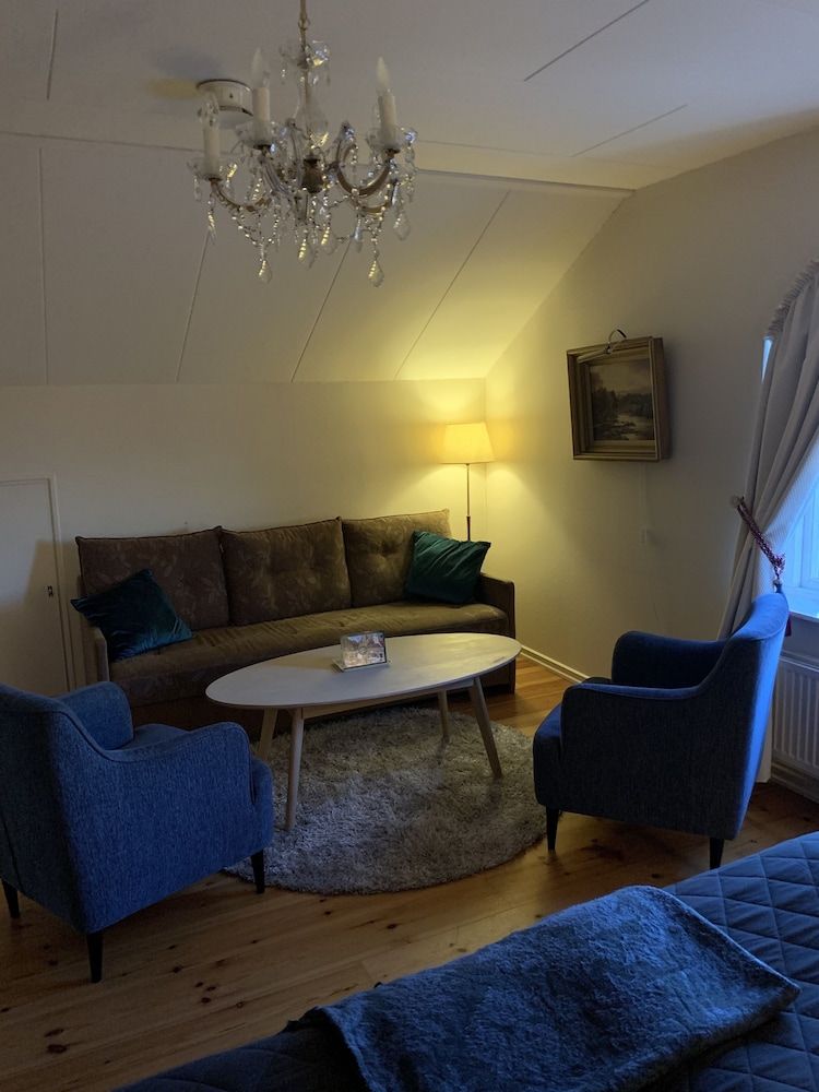 Nya Pallas Hotel Quadruple Room 7