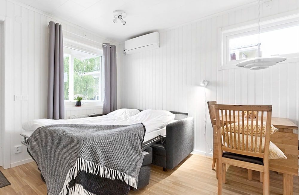 First Camp Umeå Lingonstuga - 1 bedroom, no pets allowed (excl. Towels, bed linen, cleaning) 2