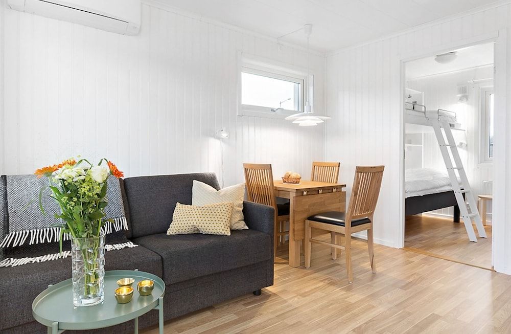 First Camp Umeå Lingonstuga - 1 bedroom, no pets allowed (excl. Towels, bed linen, cleaning) 9