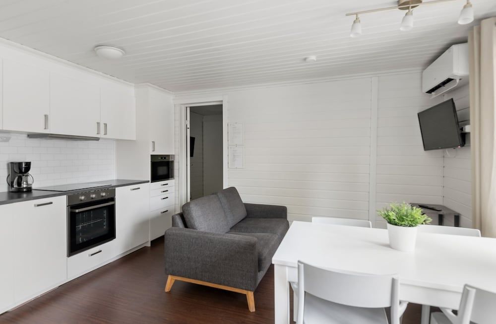 First Camp Umeå Cottage, 2 Bedrooms, pets allowed for a fee (excl. Towels, bed linen, cleaning) 3