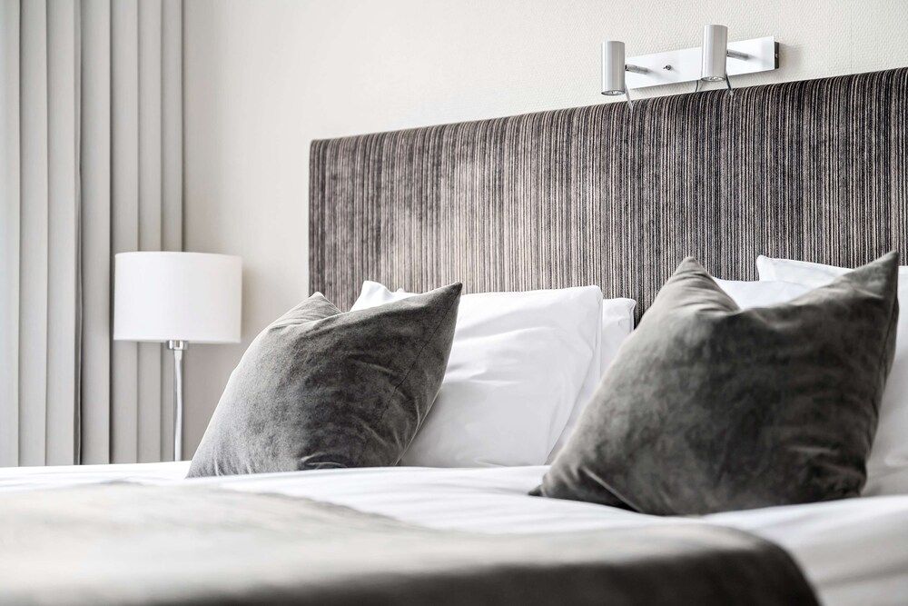 Best Western Plus Grand Hotel Elektra Family Room, 2 Twin Beds, Non Smoking (with Sofabed) 2