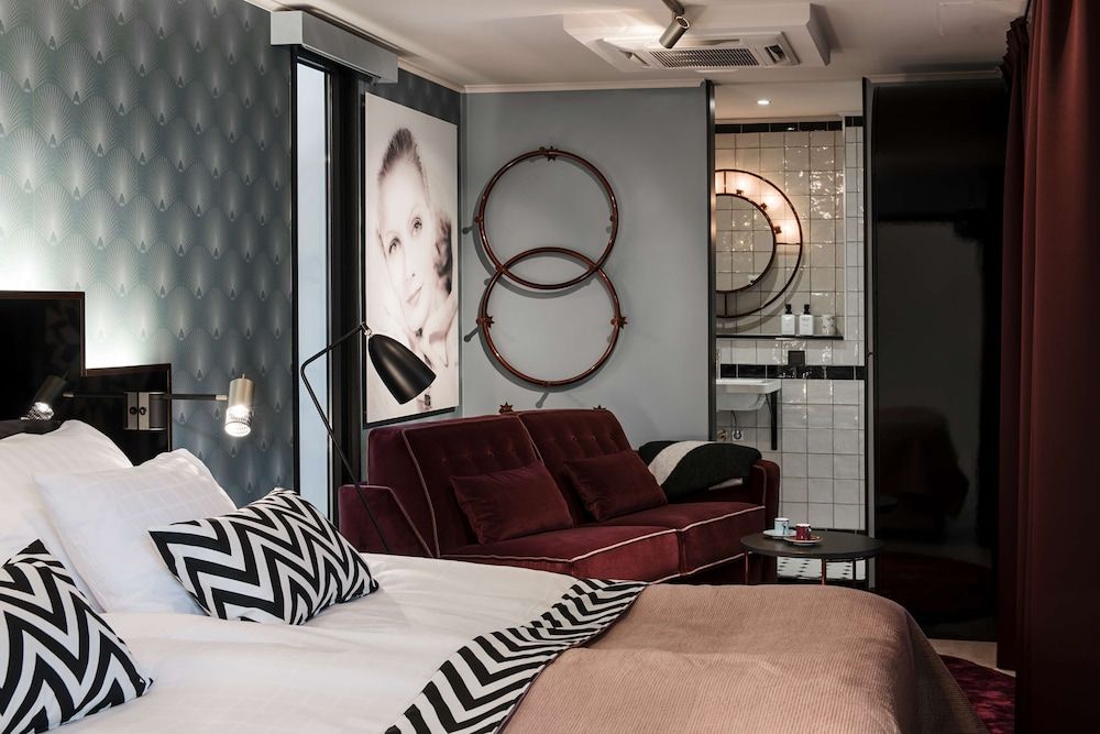 Classic Double Room, No Windows