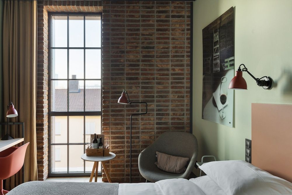 The Winery Hotel, WorldHotels Crafted Standard Room, 1 King Bed, Non Smoking 5