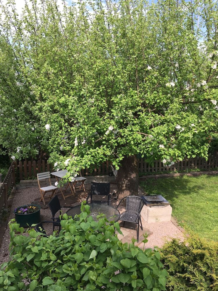 Vivans Bed & Self catering Family Room, Garden View (Self-catering) 3