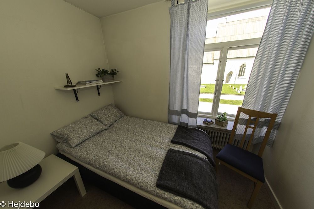Basic Single Room, Shared Bathroom
