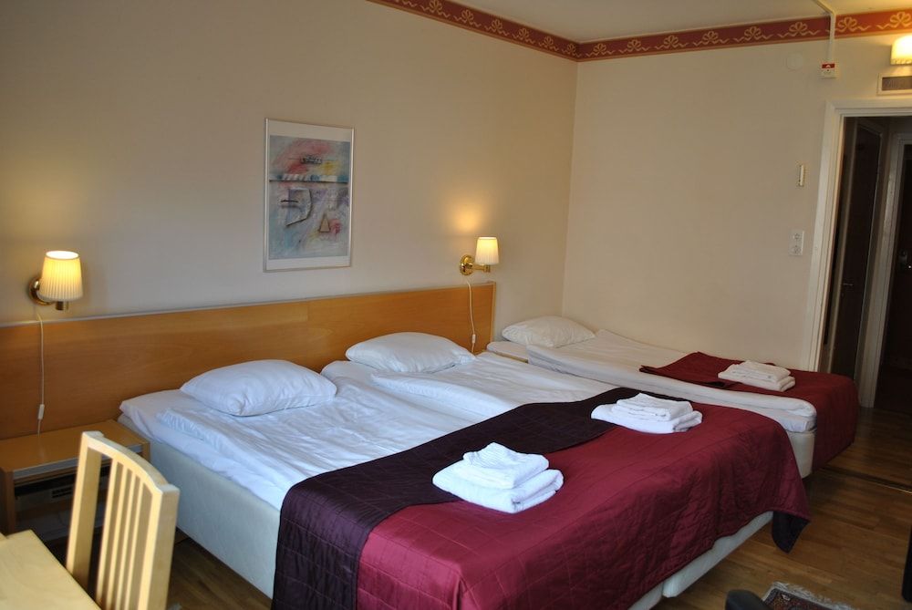 Solsta Hotell Double Room with extra bed 2