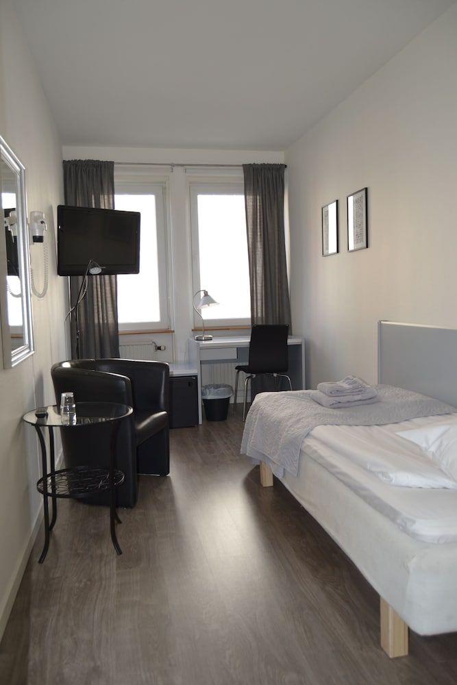 Solsta Hotell Single Room 3