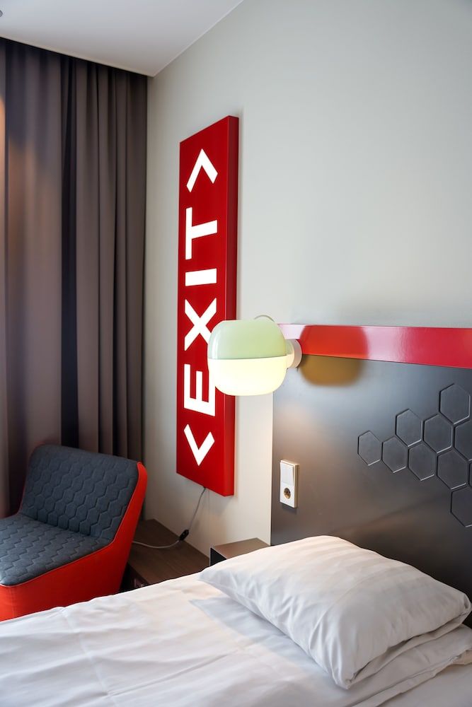 Comfort Hotel Norrköping Standard Twin Room, 2 Twin Beds, Non Smoking 5