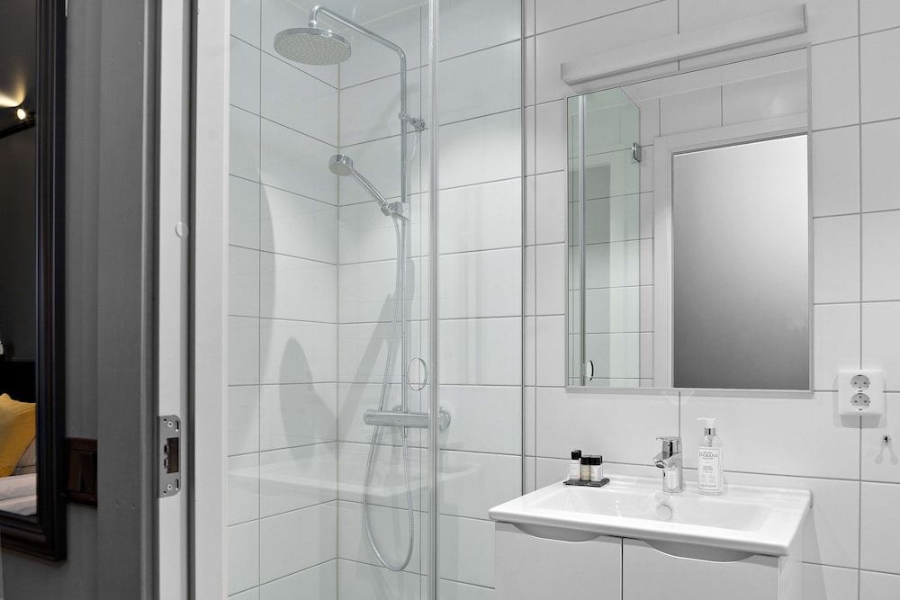 Best Western Hotel Arctic Eden Superior Room, 1 Queen Bed, Non Smoking 6