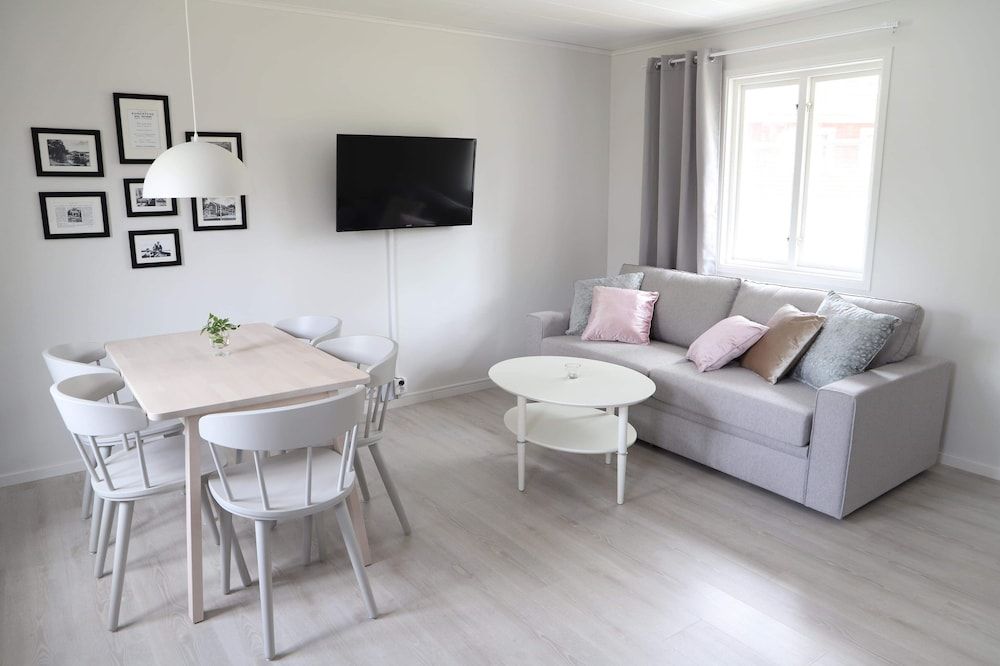 Tingsryd Resort Family Cabin, 2 Bedrooms 4