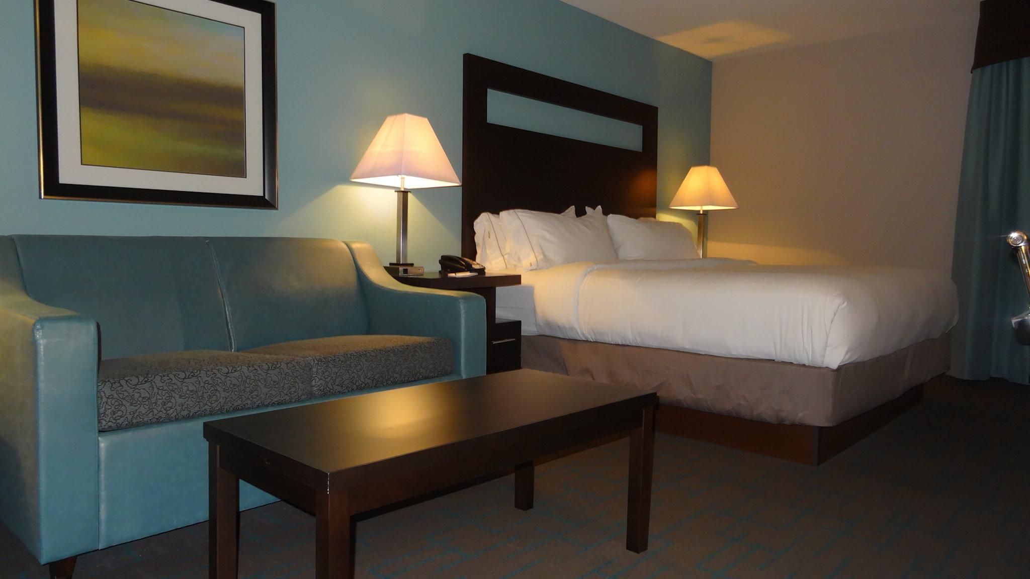 1 King Bed Executive Non-Smoking