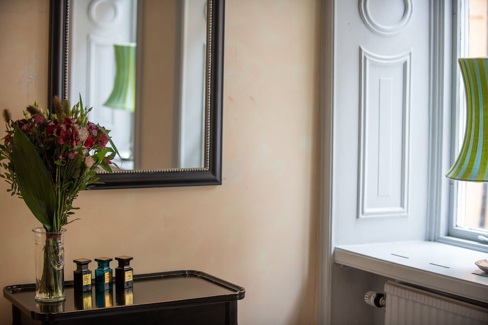 Castle House Inn Economy Double or Twin Room, Shared Bathroom 23