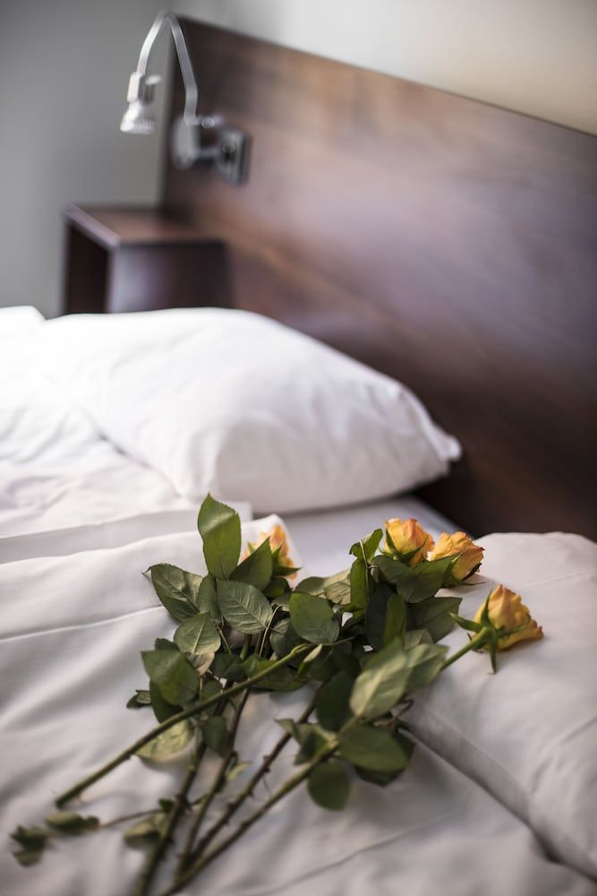 Castle House Inn Economy Double or Twin Room, Shared Bathroom 6