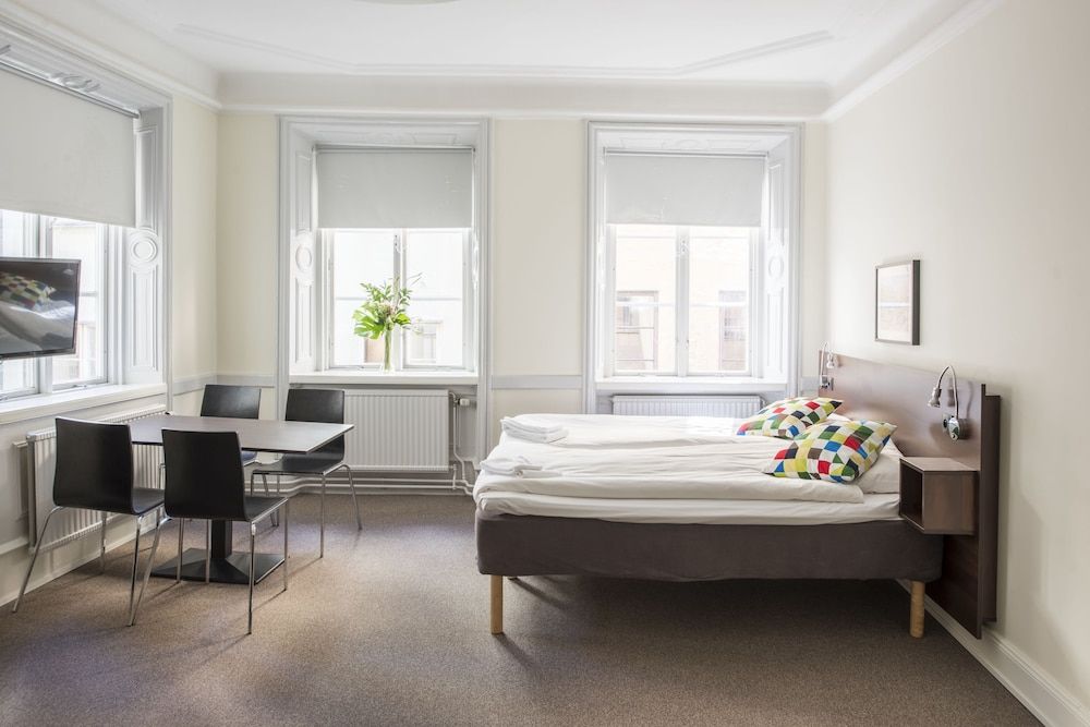 Castle House Inn Economy Double or Twin Room, Shared Bathroom