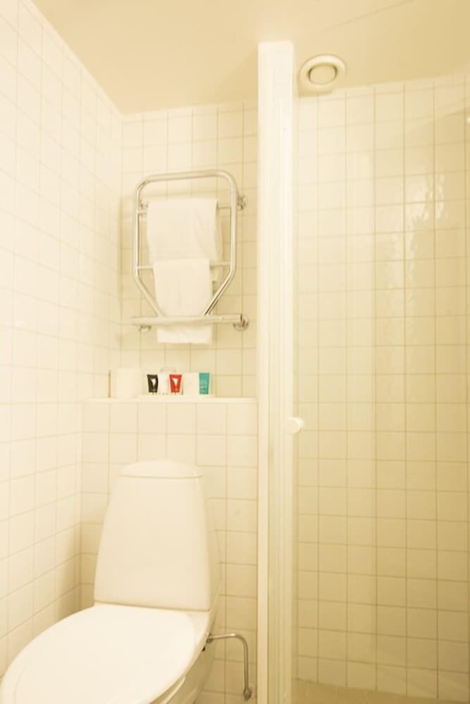 Skogshem & Wijk Single Room (Wijk) 6