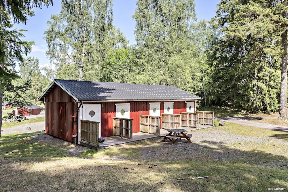 First Camp Kolmården Economy Quadruple Room, Shared Bathroom 4