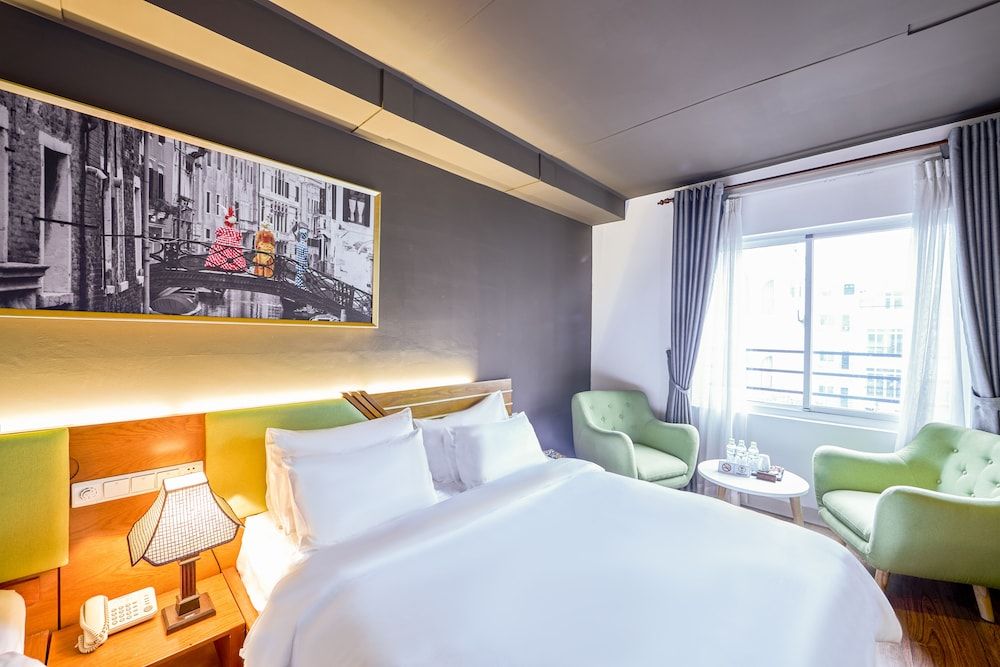 Deluxe Triple Room with complimentary daily snack