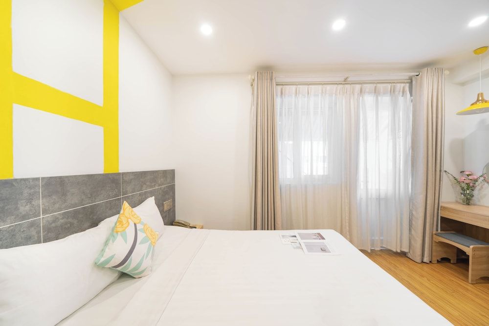 Standard Double Room, 1 Queen Bed