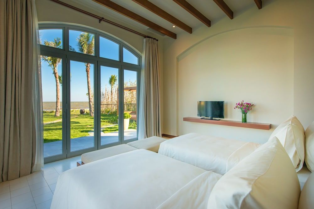 FLC Luxury Resort Samson Seaview Villa 7