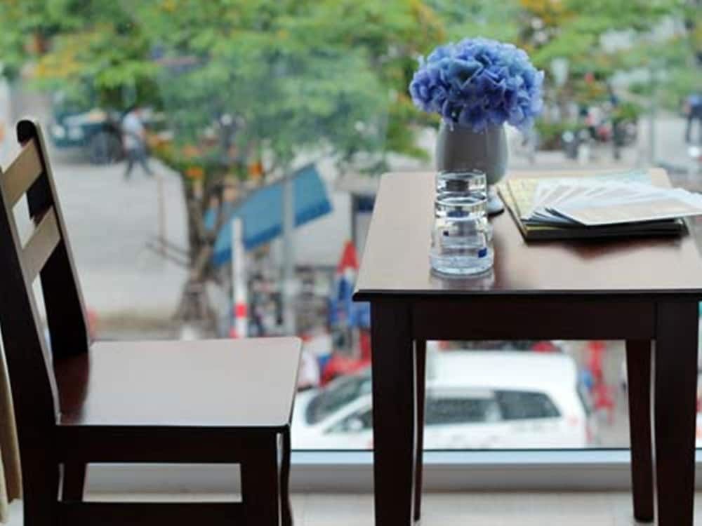 undefined Huong Binh Hotel Da Nang 2
