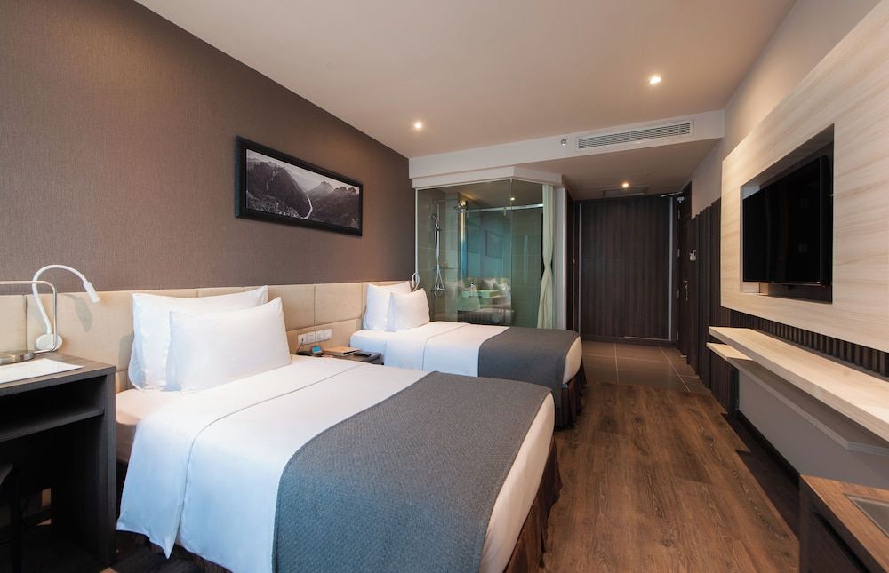 Standard Twin Room, City View