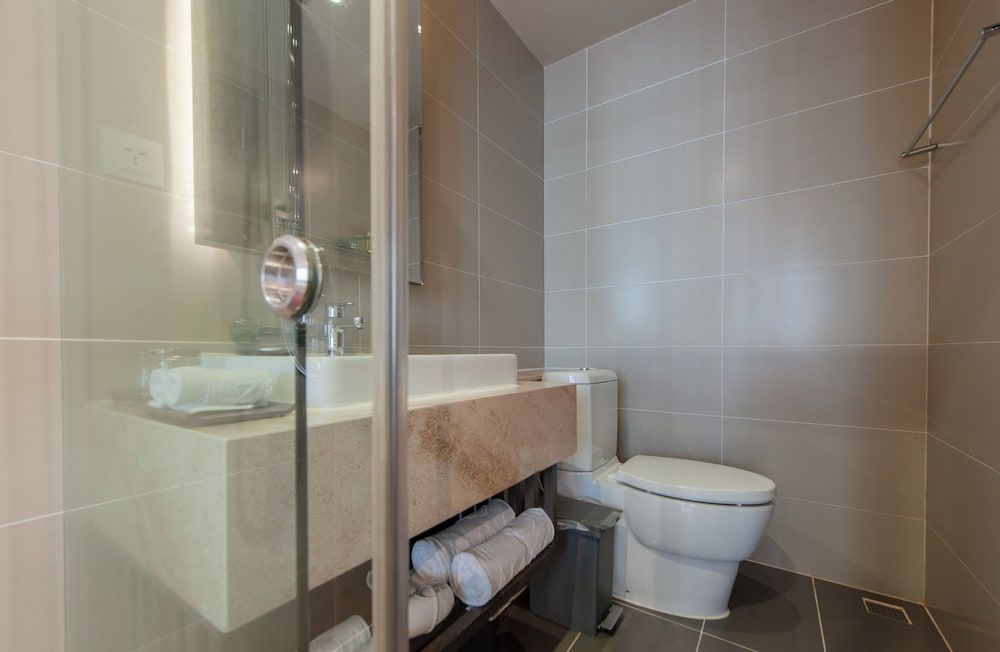 Deluxe Double Room, Partial Sea View