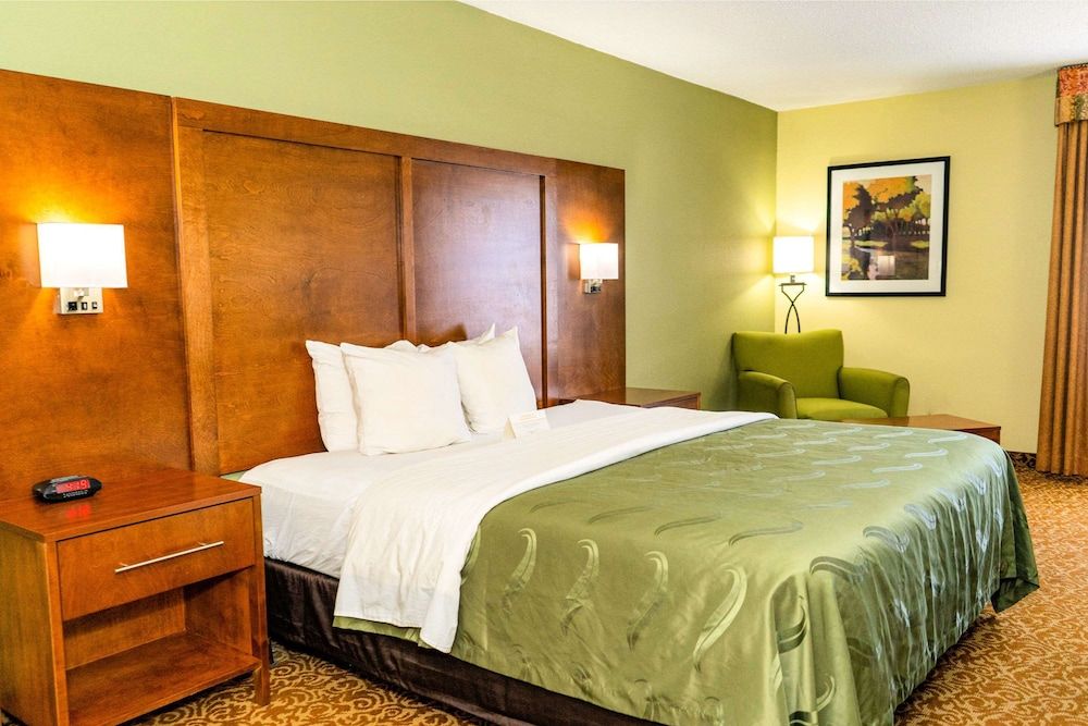 Room, 1 King Bed, Accessible, Non Smoking
