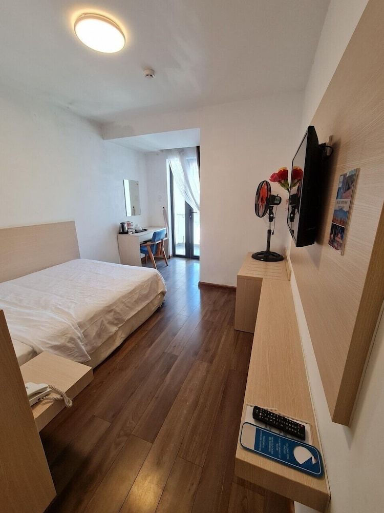 Mille Fleurs Hotel Single Room 12