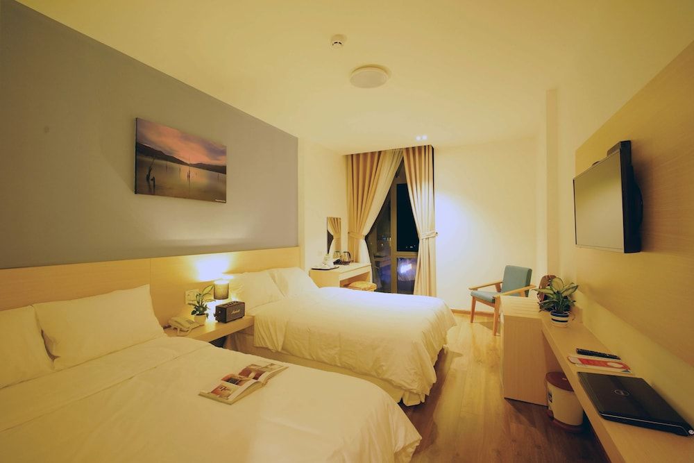 undefined Mille Fleurs Hotel 10