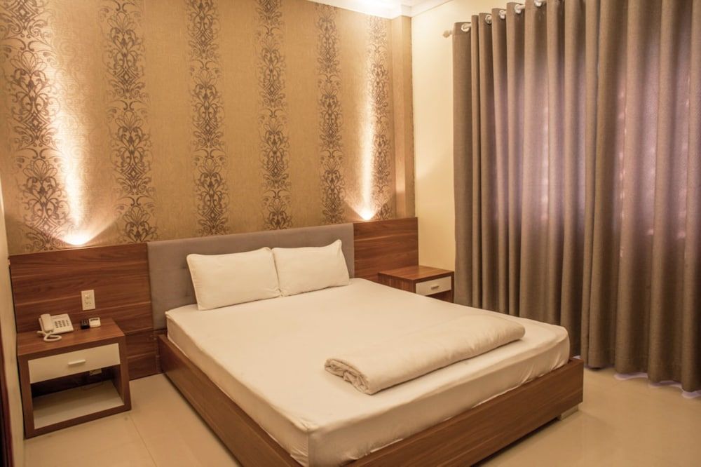 Trieu Khang Hotel Standard Room