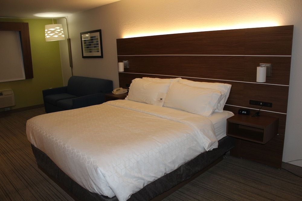 Room (Specialty)