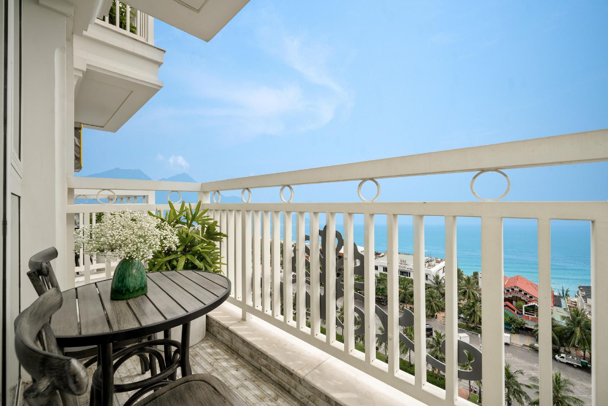 Executive Ocean View Connecting Rooms with Balcony - Afternoon Tea Included