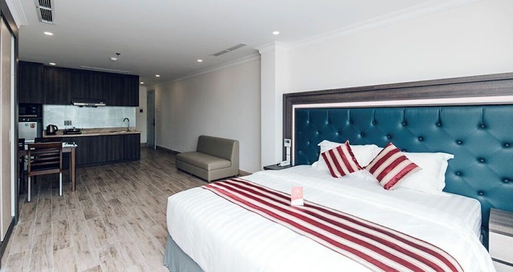 Family Room, City View