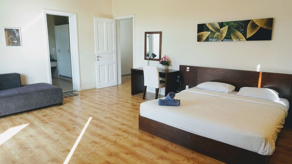 Family Villa, 4 Bedrooms, Sea View