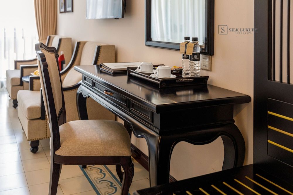 Silkotel Hoi An Deluxe Room 11