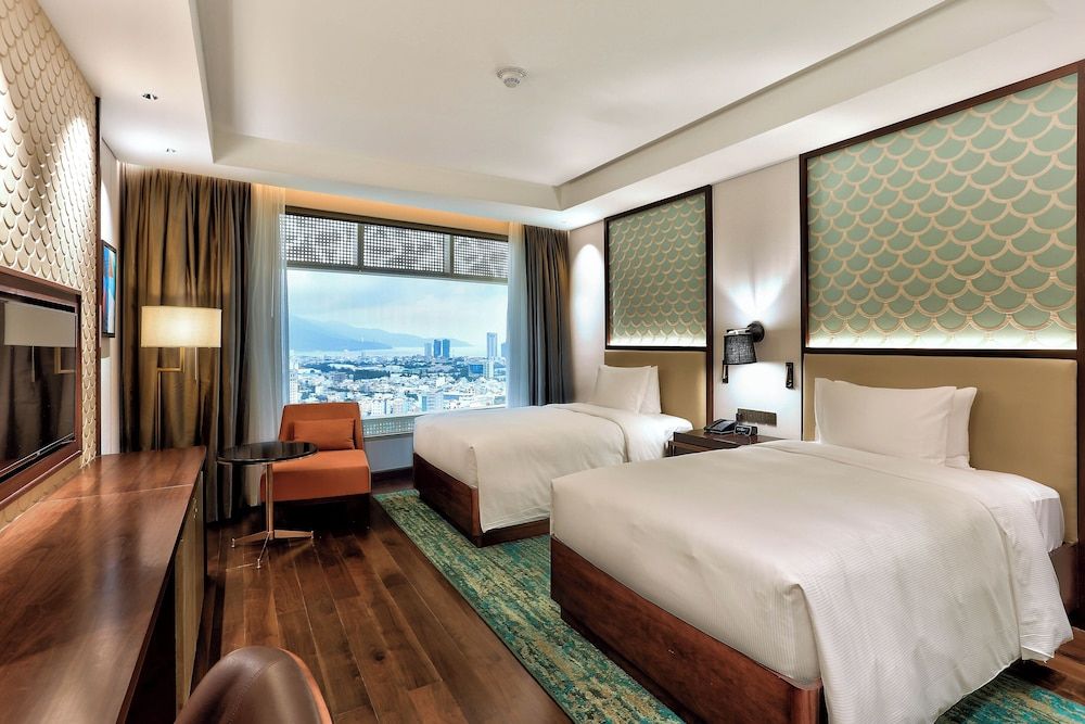 undefined Hilton Da Nang 2