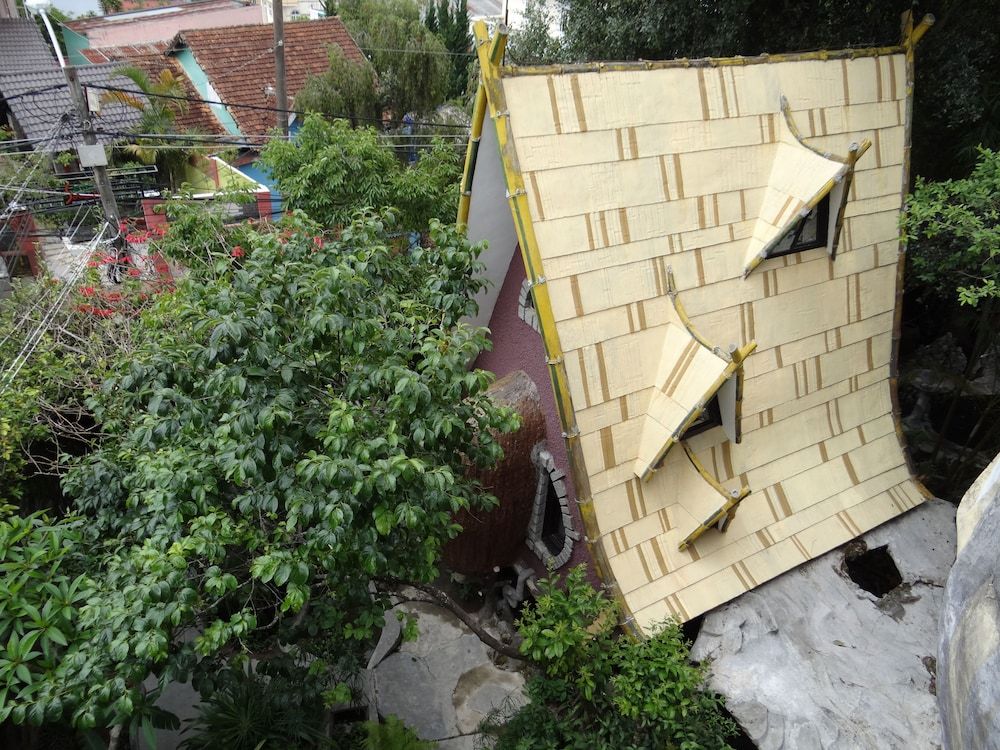 undefined Crazy House 9