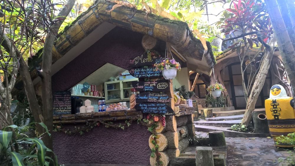 undefined Crazy House 4